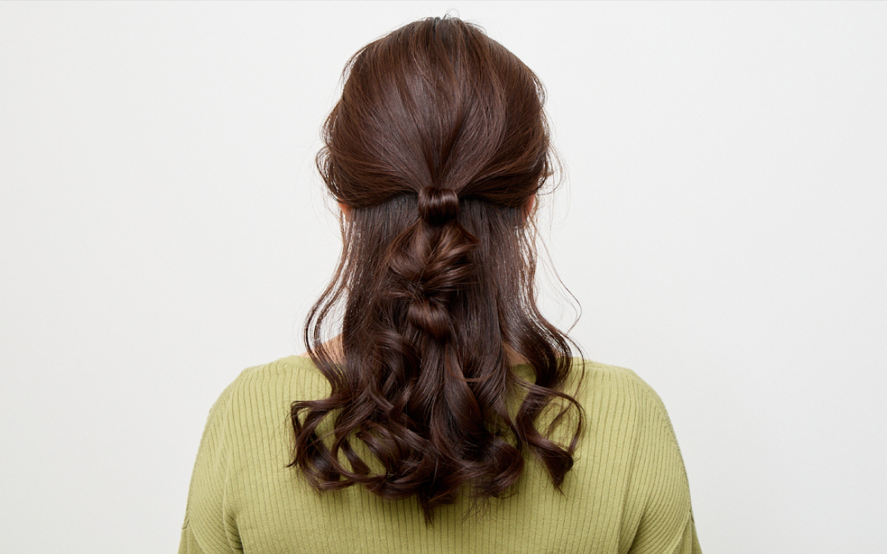 面長さんにおすすめのヘアアレンジ-Step6